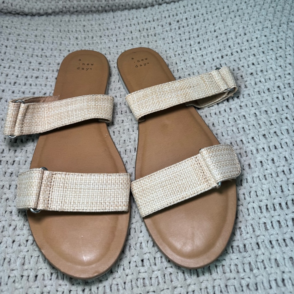 a new day Neutral Woven Double-Strap Slide Sandals
Size 9.5